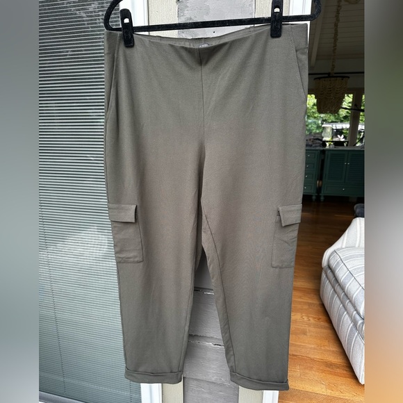 J.Jill Whatever Collection Women’s Olive Green Cargo Ankle Pants - Picture 1 of 5